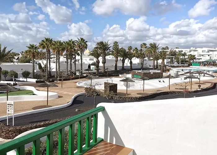 公寓 Calypso, Completo Con Vistas Al Mar Y A La Piscina En *