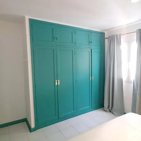 Calypso, Completo Con Vistas Al Mar Y A La Piscina En Apartamento Costa Teguise