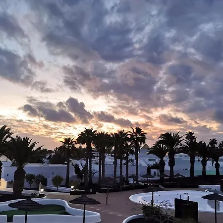 Calypso, Completo Con Vistas Al Mar Y A La Piscina En Lejlighed *