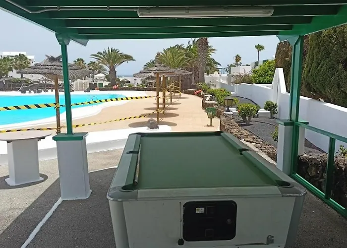 Apartman Calypso, Completo Con Vistas Al Mar Y A La Piscina En Costa Teguise