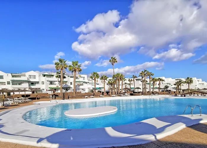 Calypso, Completo Con Vistas Al Mar Y A La Piscina En *