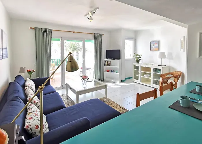 Apartman Calypso, Completo Con Vistas Al Mar Y A La Piscina En Costa Teguise