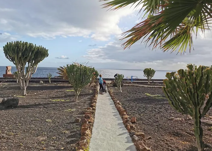 Calypso, Completo Con Vistas Al Mar Y A La Piscina En Apartamento *