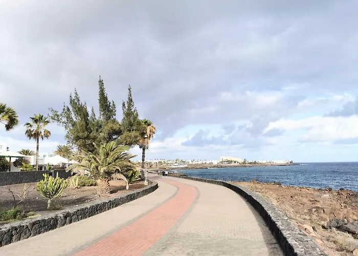 Apartman Calypso, Completo Con Vistas Al Mar Y A La Piscina En Costa Teguise